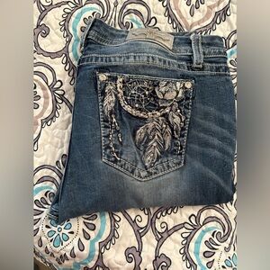 Miss me mid rise easy boot size 34